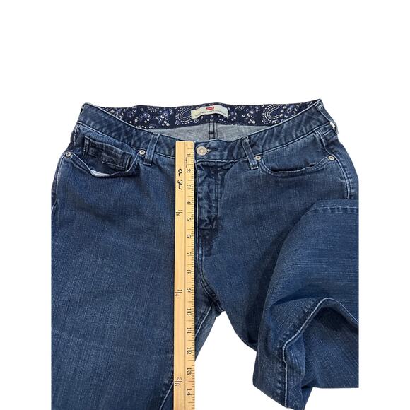 Levis 525 Jeans Womens 14 M Blue Perfect Waist Straight Leg Stretch Distressed - Picture 9 of 11